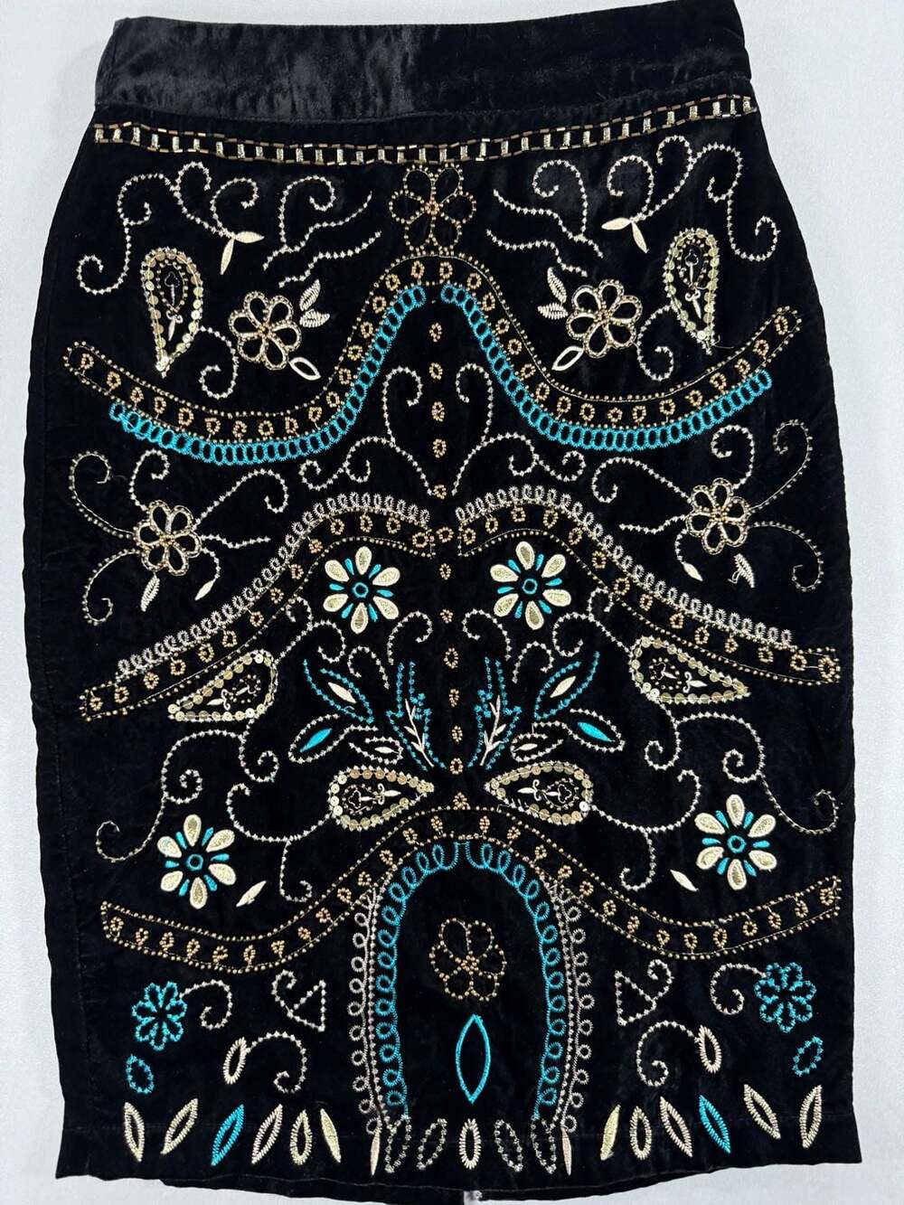 Venus Black Velvet Embroidered Beaded Sequin Mini Skirt Size 4